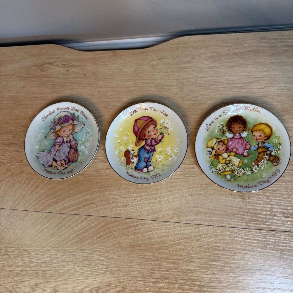 Vintage Avon Mothers Day Mini Plate Set 1981 1982 1983 Japan Porcelain Gold Rim